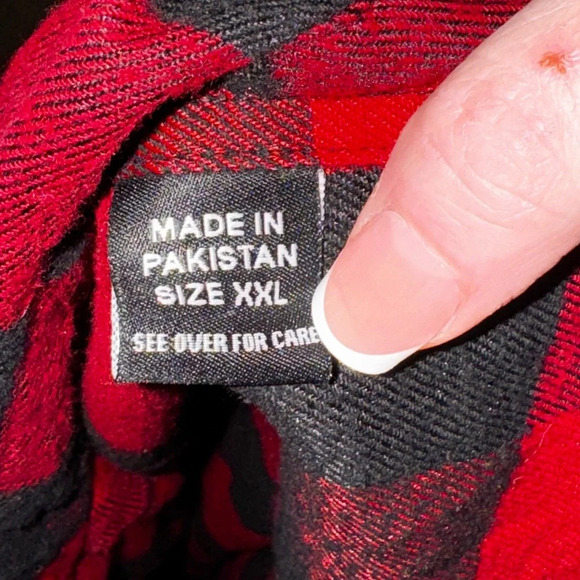 Flannel Co Stylish Buffalo Check Flannel plaid shirt. Red and Black size XXL - Picture 14 of 14